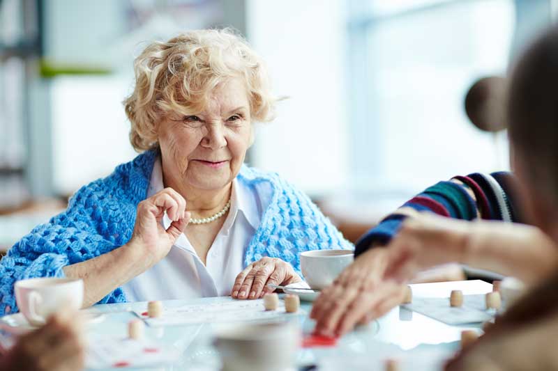 five best social activities training course for seniors